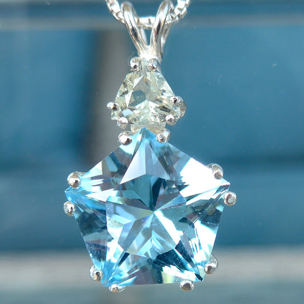 Blue Topaz Star of Venus with Golden Labradorite Trillion Crown