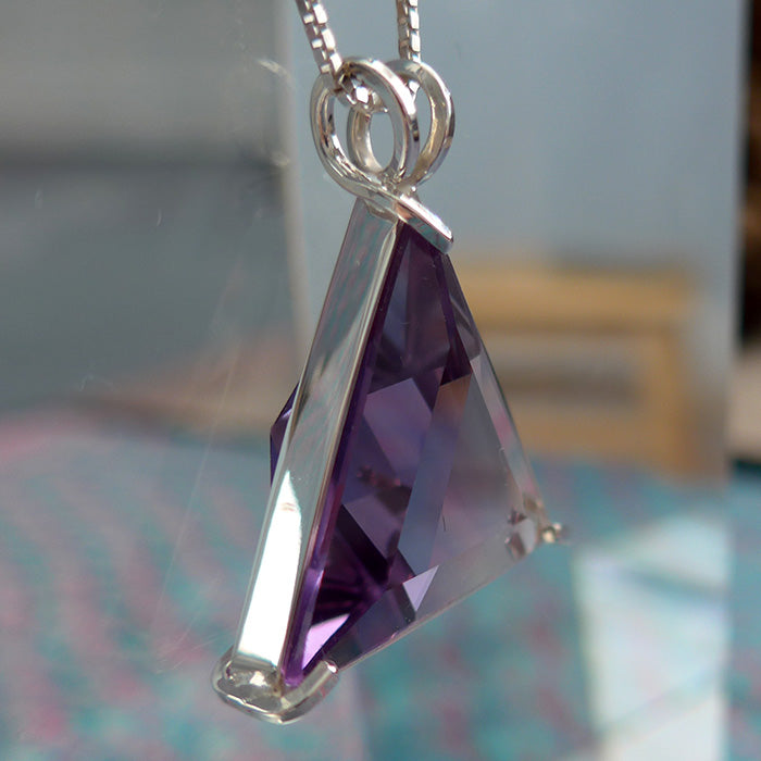 Amethyst Zoned Star of David